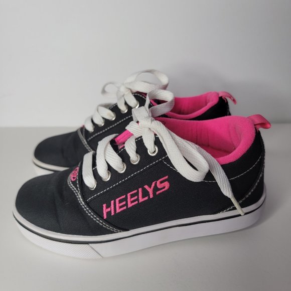Black And Pink Heelys - Picture 2 of 8